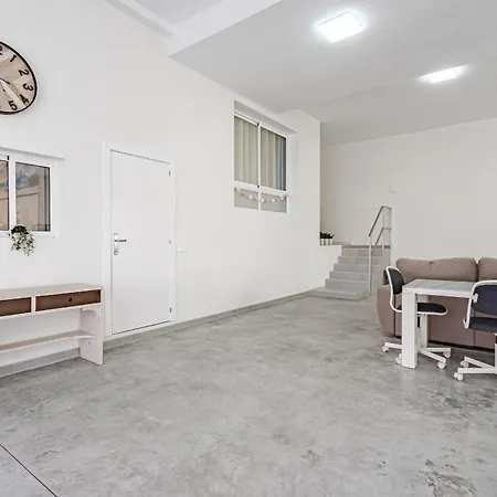 Loft Experience Sea View & Private Garden Διαμέρισμα