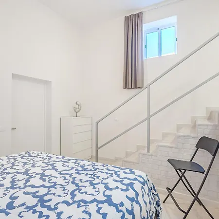 Loft Experience Sea View & Private Garden Διαμέρισμα
